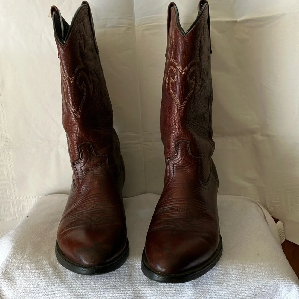 Dingo Men’s Deep Brown 8.5D (D105981) Leather Upper PointedToe Western Boot GUC